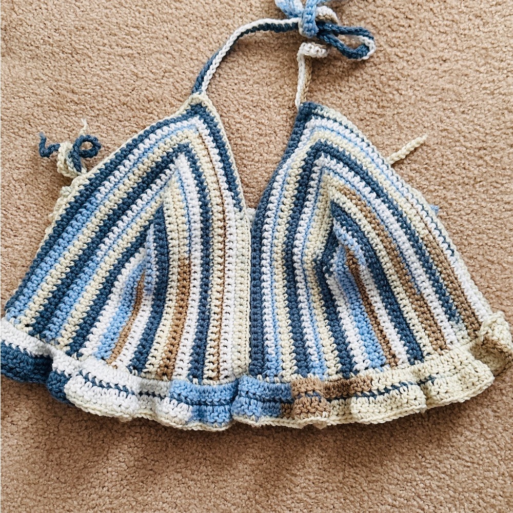 SALE $15 Striped Crochet Crop Halter Top - Picture 4 of 6